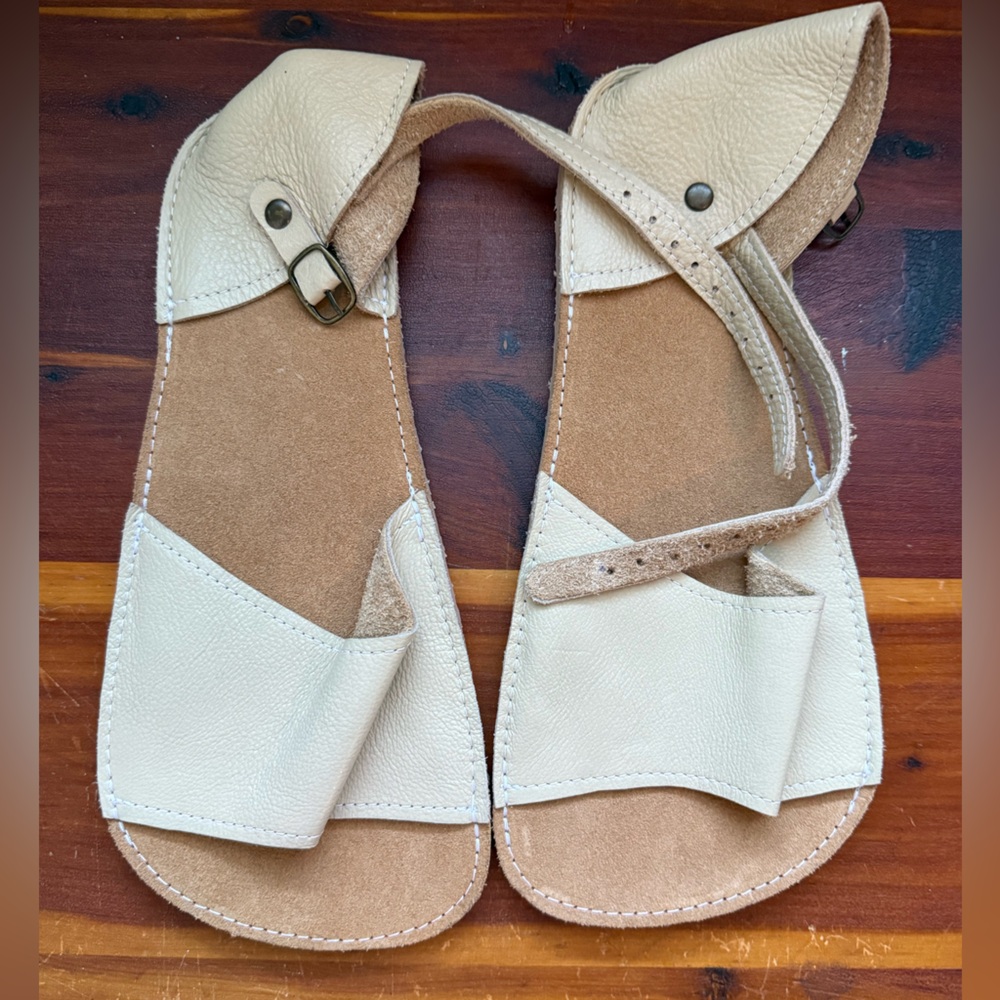 Everleigh Meadow Beige/Tan Open Toe Explorer Mama Leather Sandal